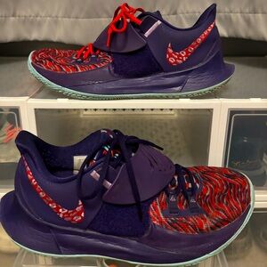 Men’s Nike Kyrie Low 3 | Size 11 Men’s | Basketball shoe